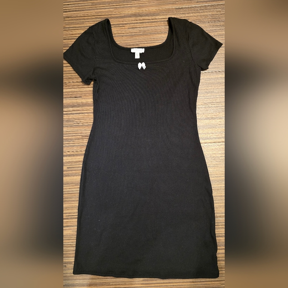 See You Monday Black Ribbed Short Sleeve Top